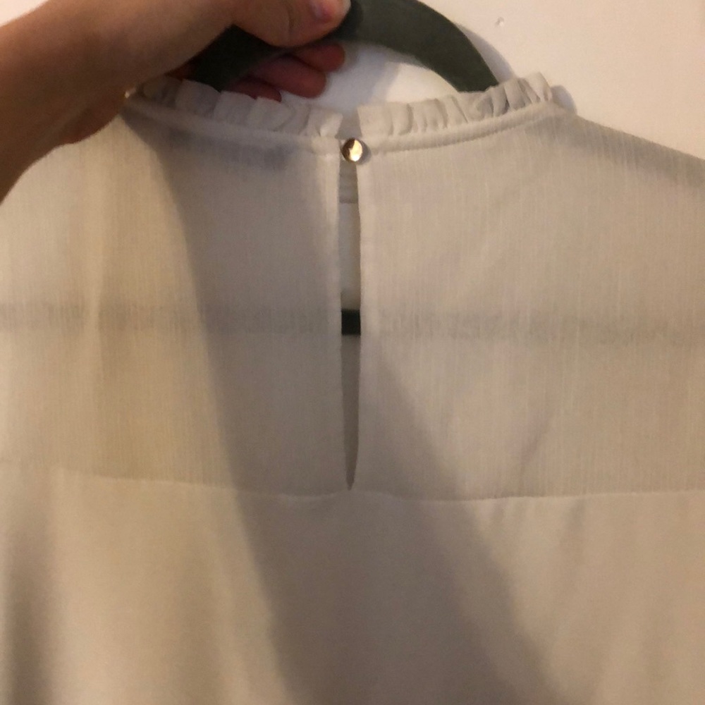 Sheer shoulder tank blouse - Picture 3 of 3